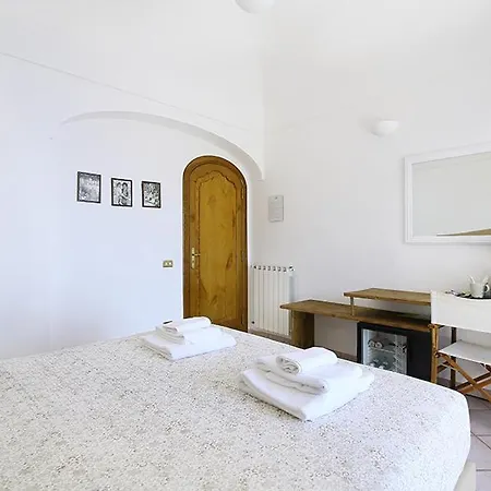Bed and Breakfast Colle Dell'ara 4*