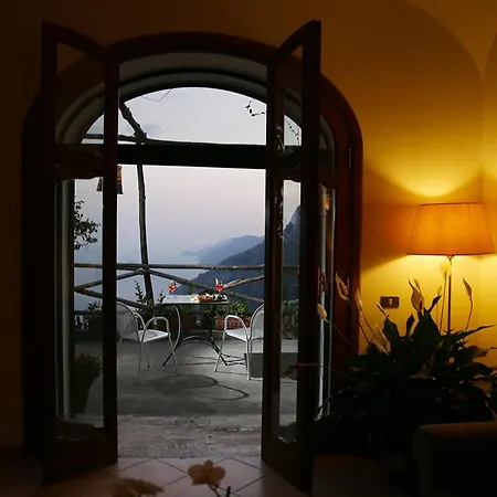 Colle Dell'ara Bed and breakfast 4*