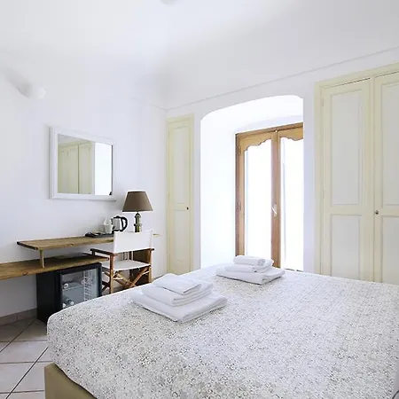 Colle Dell'ara Nocleg ze śniadaniem Positano