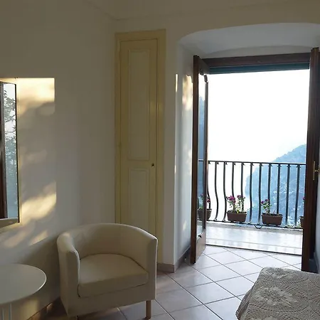 Colle Dell'ara فندق مبيت وإفطار