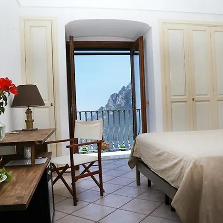 Colle Dell'ara فندق مبيت وإفطار 2*