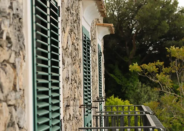 Colle Dell'ara 4* Позитано