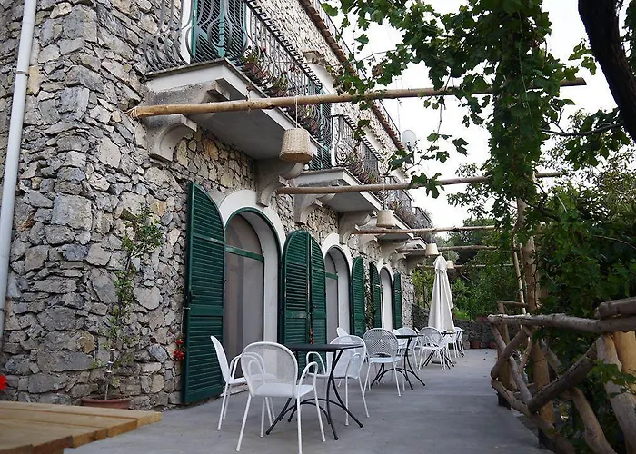 Colle Dell'ara Bed & Breakfast 4*